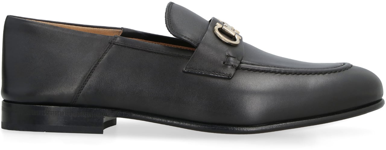 Ferragamo Leather loafers Zwart