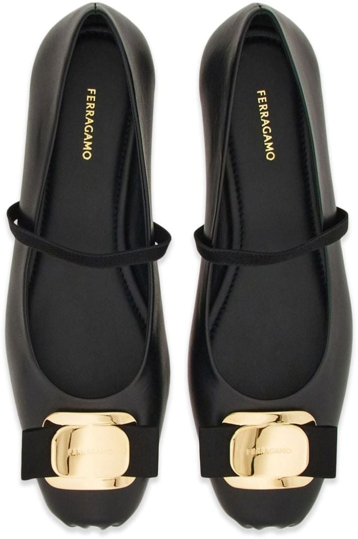 Ferragamo Flat Shoes Black Zwart