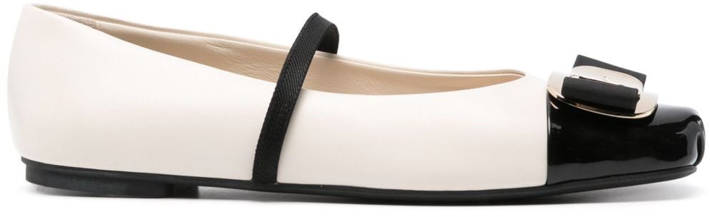 Ferragamo Flat Shoes Beige Beige