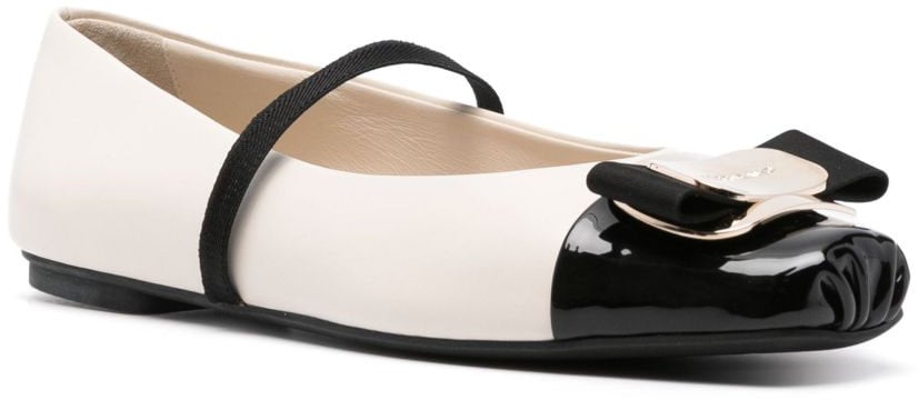 Ferragamo Flat Shoes Beige Beige