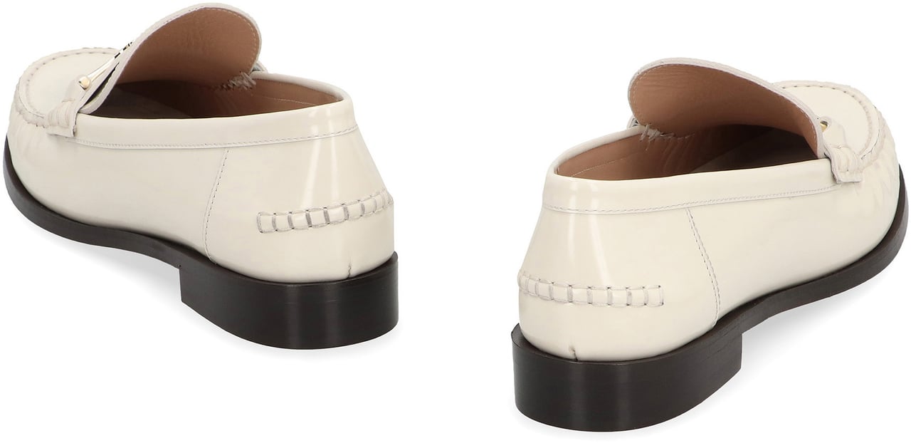Ferragamo New Vara Leather loafers Neutraal