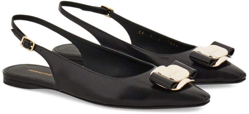 Ferragamo Flat Shoes Black Zwart