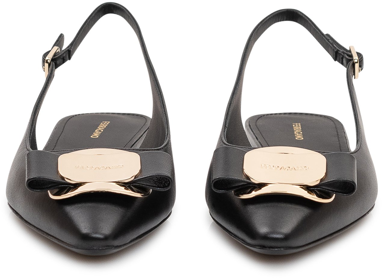 Ferragamo Ballerina Zelmy con Fiocco e Punta Affusolata Zwart