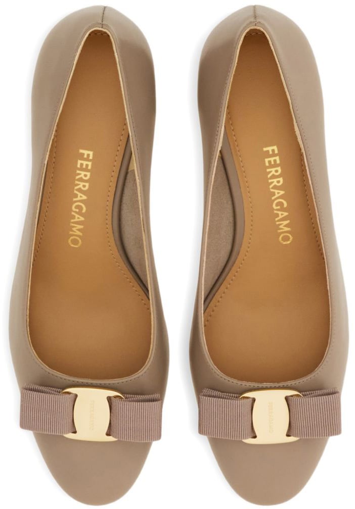 Ferragamo With Heel Brown Taupe
