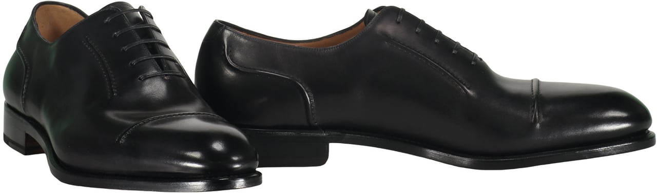 Ferragamo Leather lace-up shoes Zwart