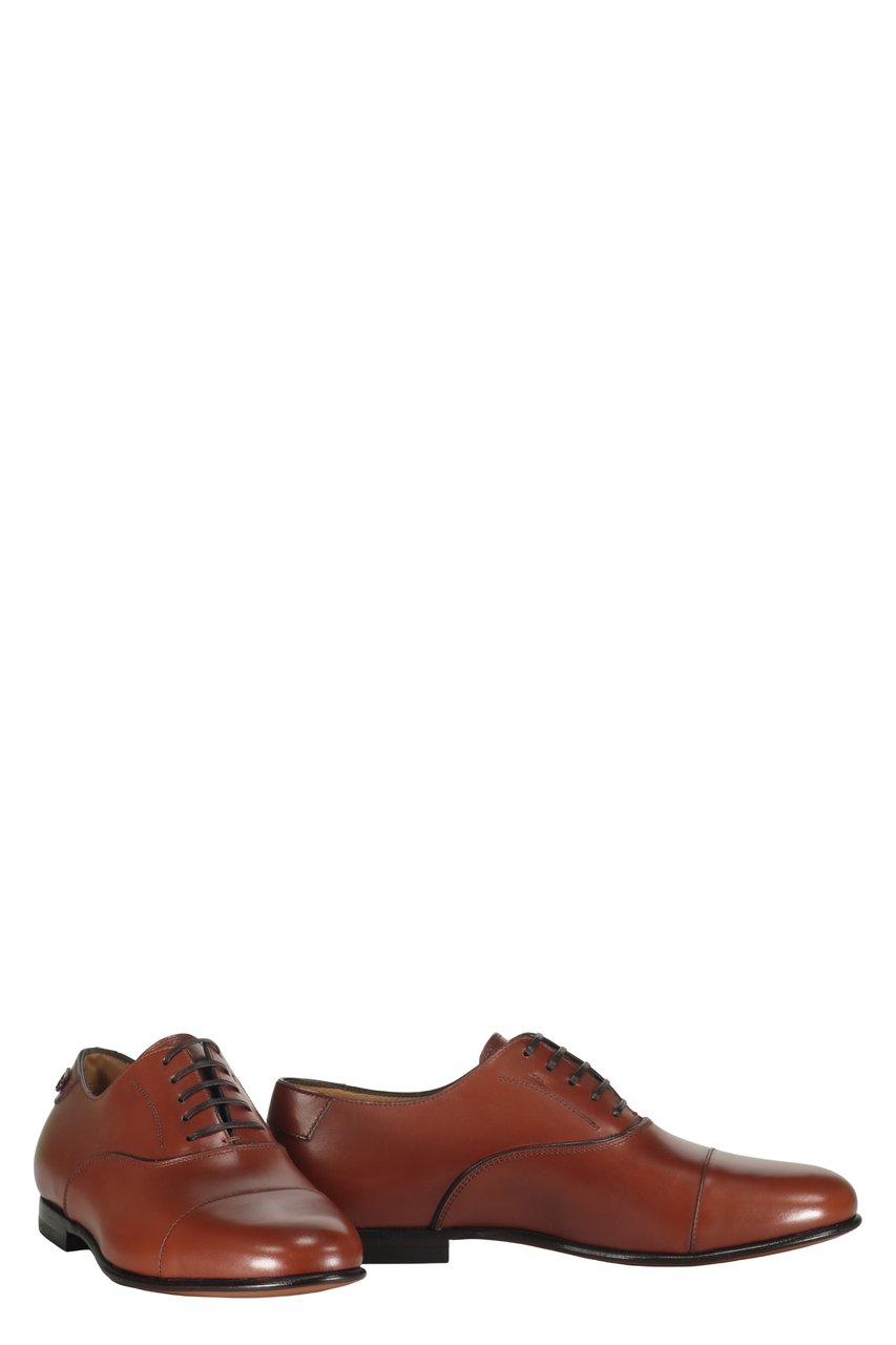 Ferragamo Leather lace-up shoes Bruin