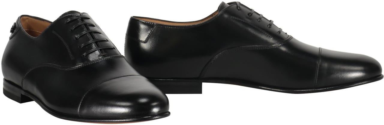 Ferragamo Leather lace-up shoes Zwart