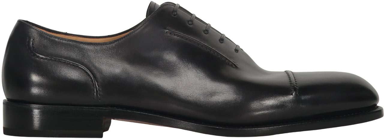 Ferragamo Leather lace-up shoes Zwart