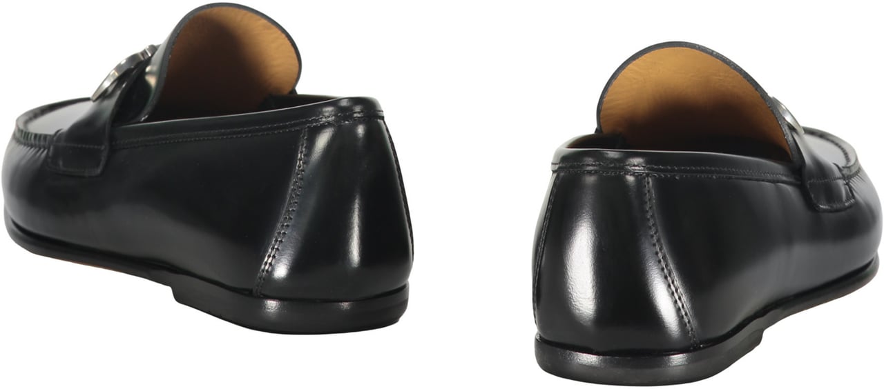 Ferragamo Leather loafers Zwart