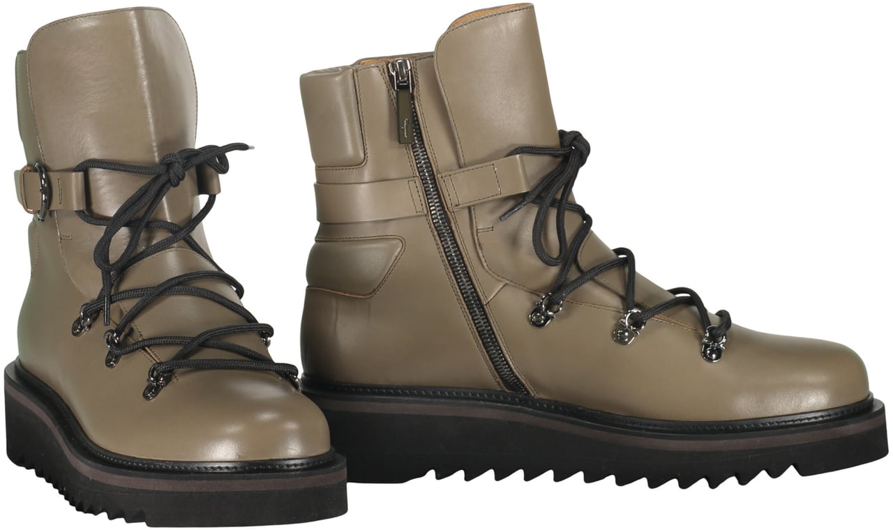 Ferragamo Leather lace-up boots Geel