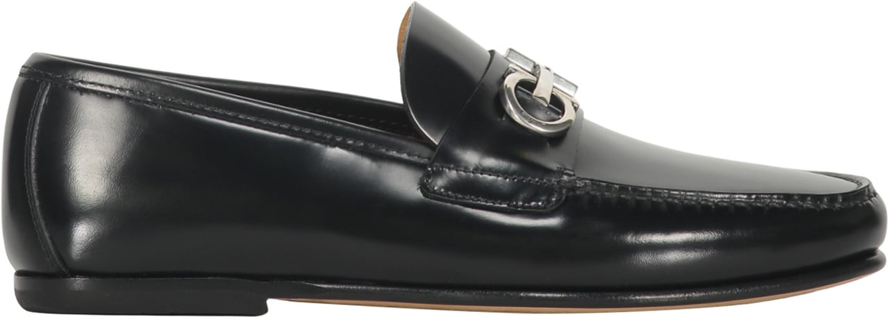 Ferragamo Leather loafers Zwart