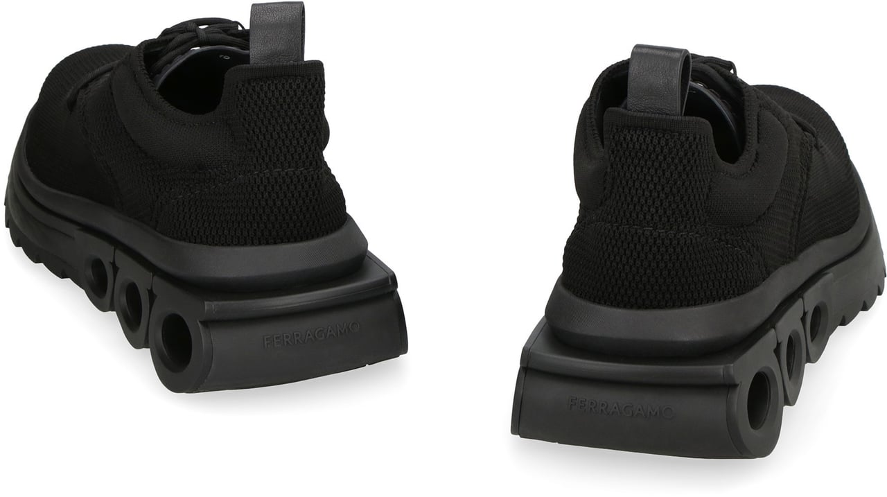 Ferragamo Fabric low-top sneakers Zwart
