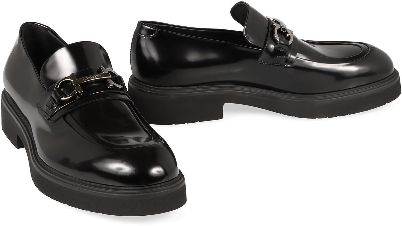 Ferragamo Fiorello Leather loafers Zwart