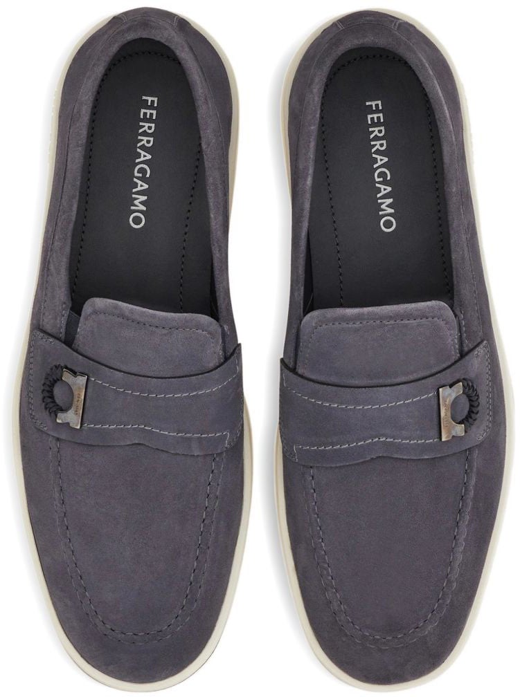 Ferragamo Flat Shoes Beige Grijs