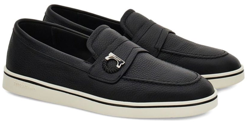 Ferragamo Flat Shoes Black Zwart