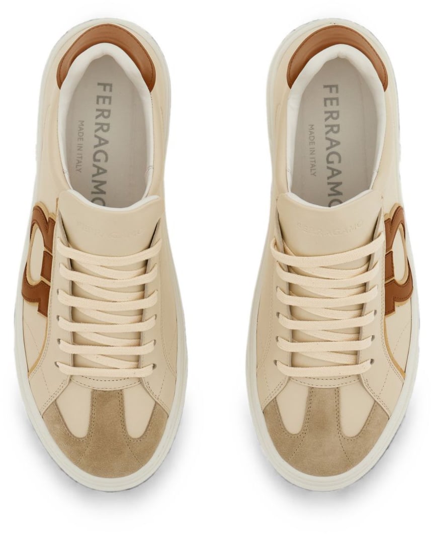 Ferragamo Sneakers Ecru Wit