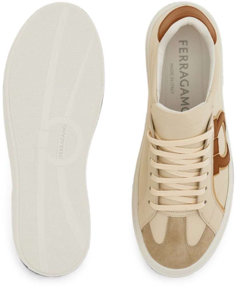 Ferragamo Sneakers Ecru Wit