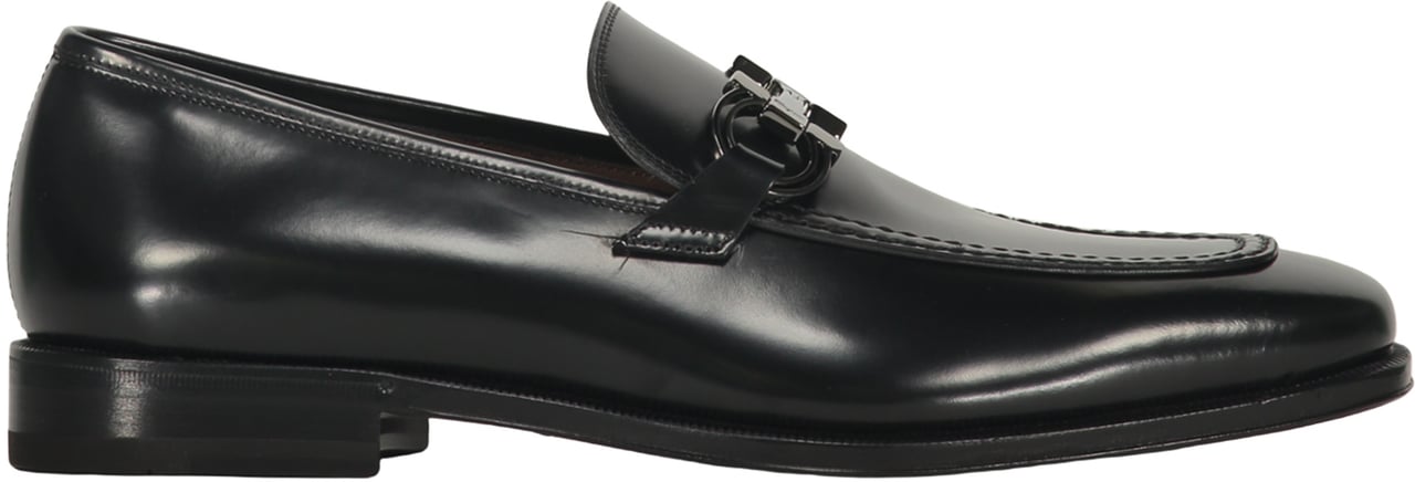 Ferragamo Leather loafers Zwart