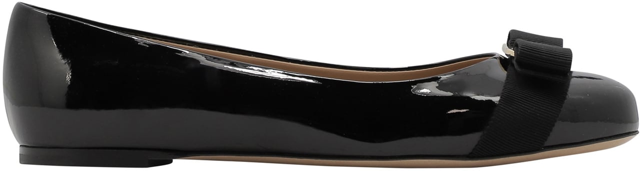 Ferragamo Ballerinas Zwart