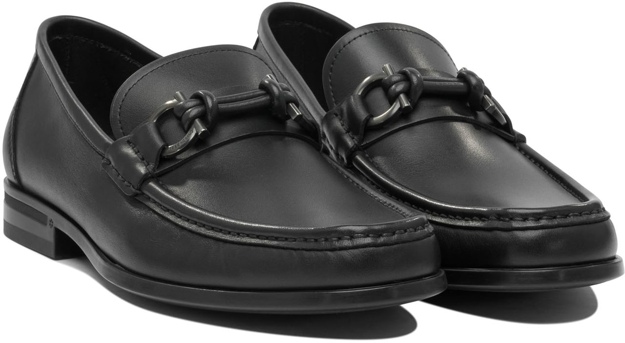 Ferragamo Loafers & Slippers Zwart