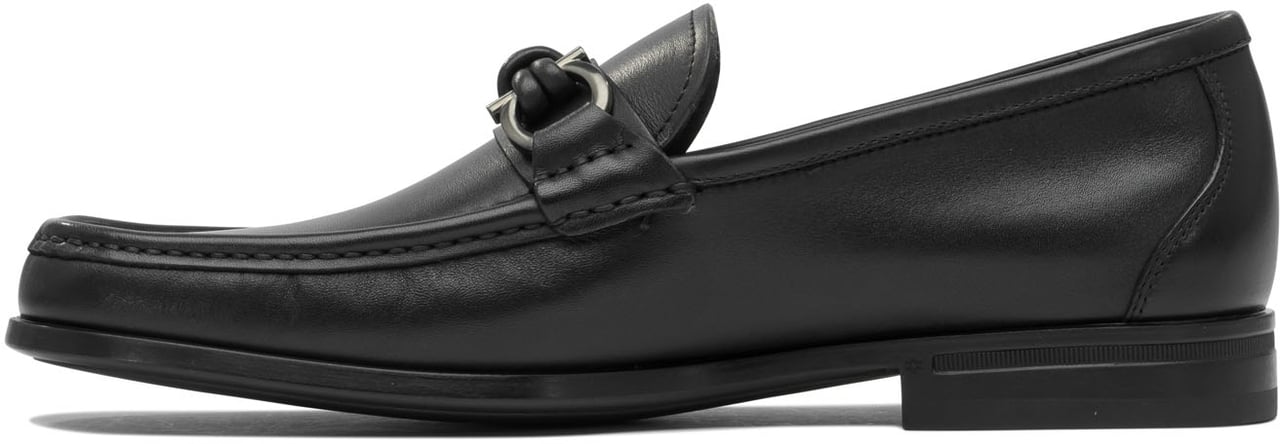 Ferragamo Loafers & Slippers Zwart
