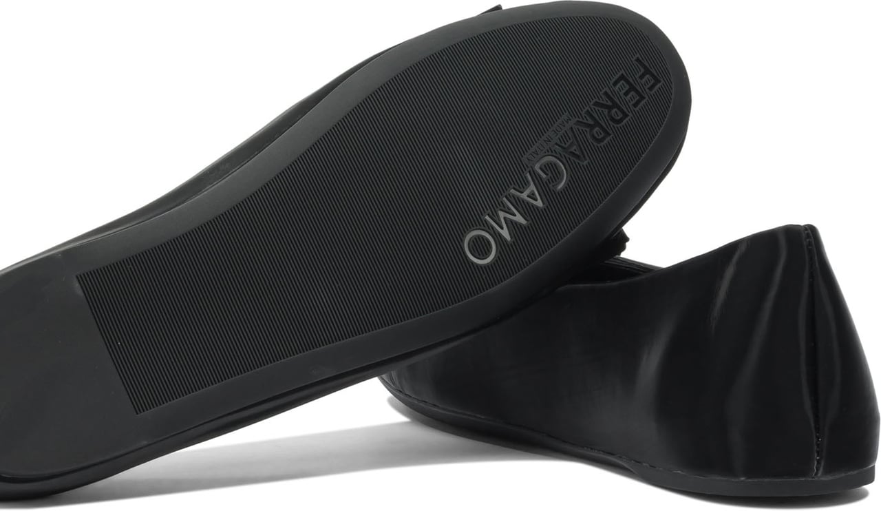 Ferragamo Ballerinas Zwart