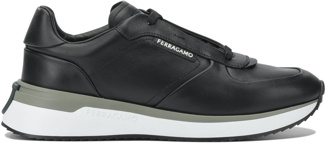 Ferragamo Sneakers & Slip-On Zwart