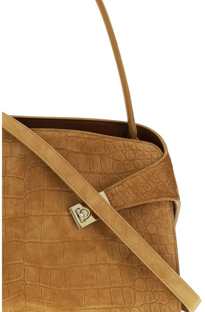 Ferragamo Ferragamo Beige Goatskin Shoulder Bag Beige