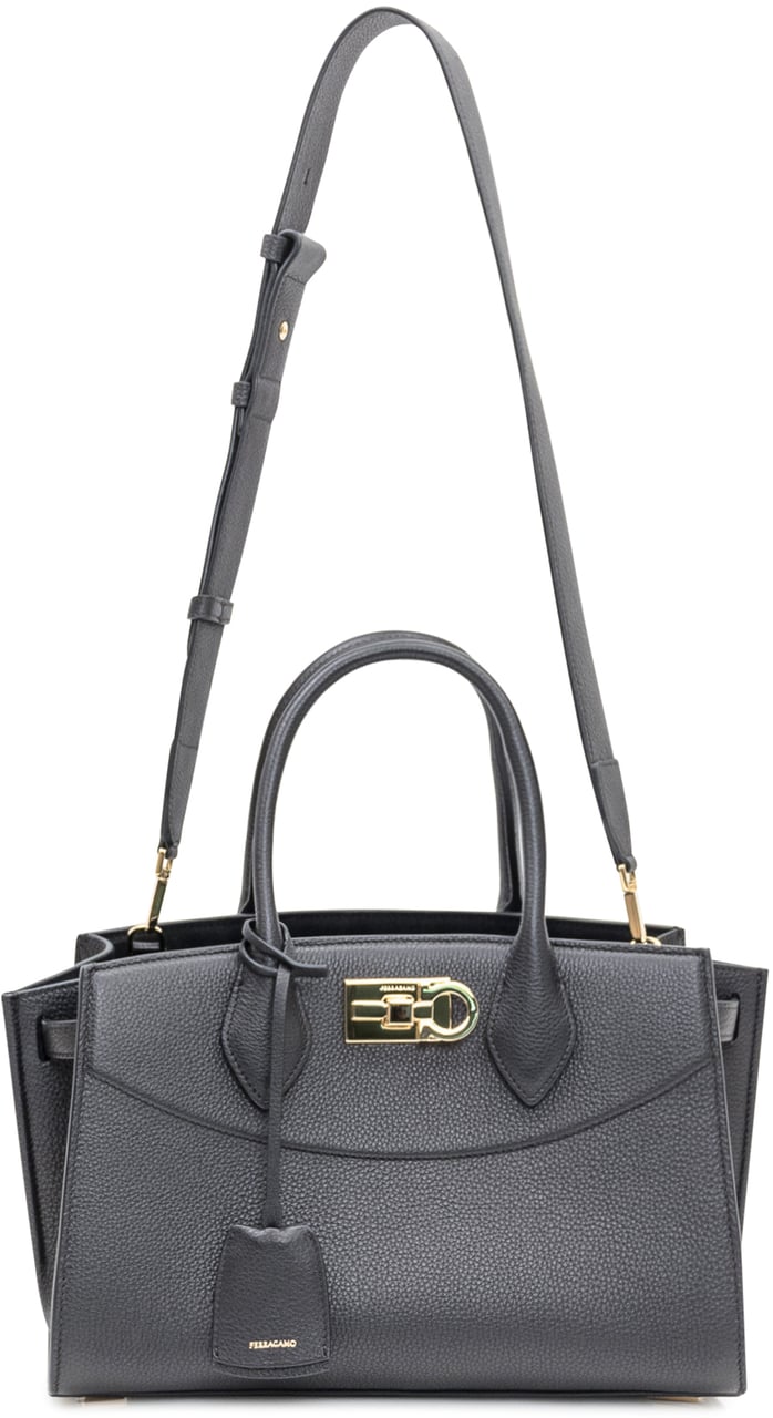 Ferragamo Borsa Ferragamo in pelle martellata nera Zwart