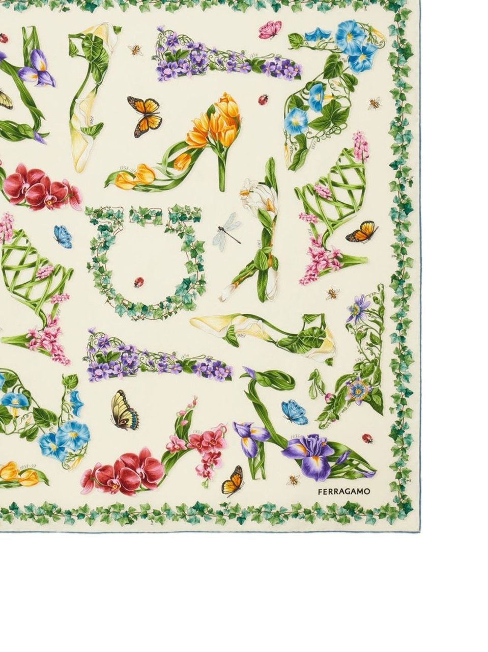 Ferragamo Scarfs Avorio Wit