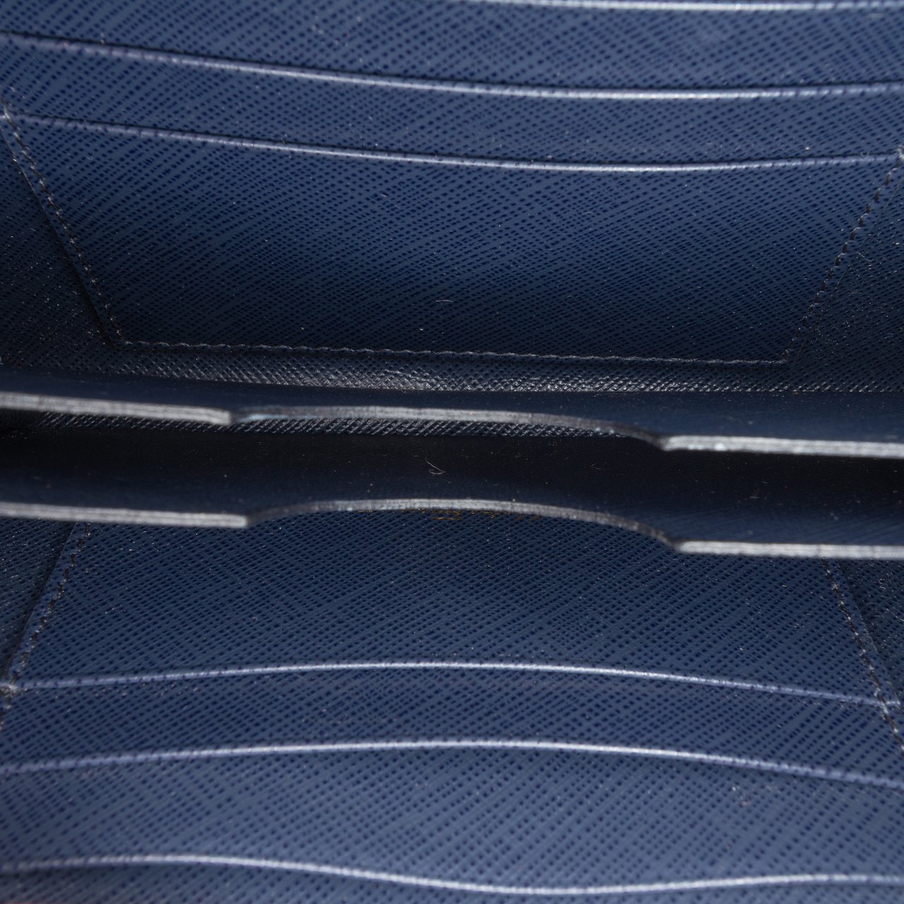 Ferragamo Leather Double Gancini Wallet on Chain Blauw