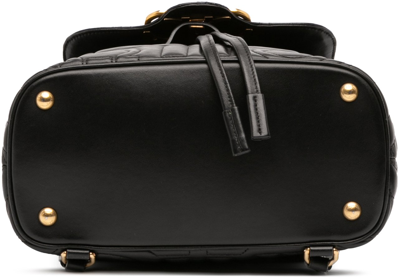 Ferragamo Small Quilted Leather Double Gancini Backpack Zwart