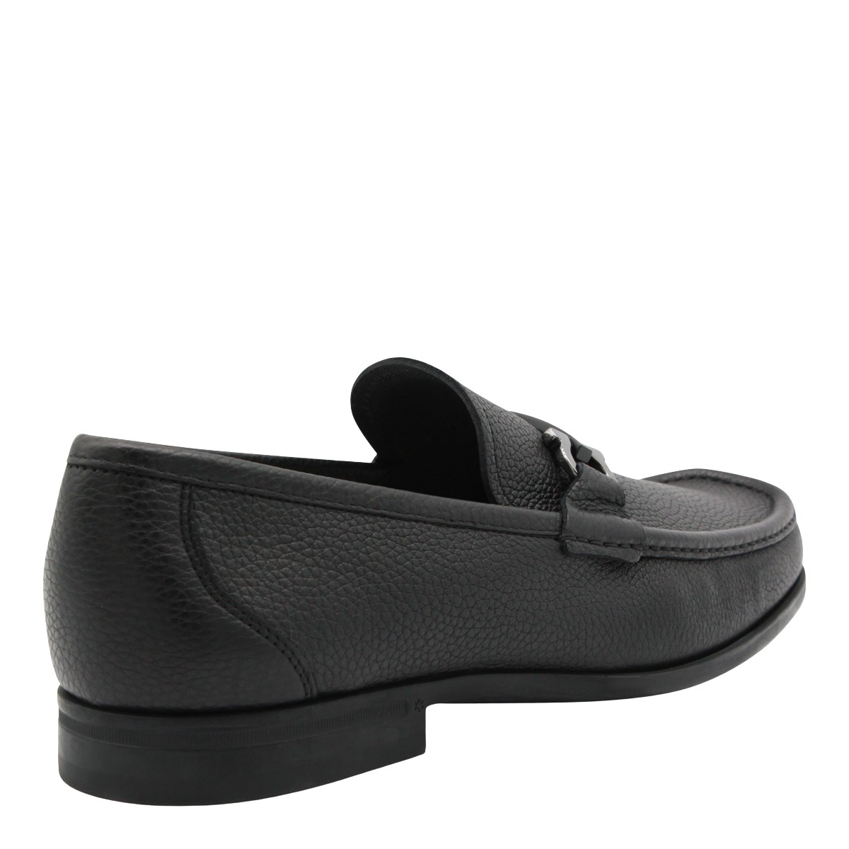 Ferragamo Textured Leather Loafers with Silver-Toned Bit Detail Zwart