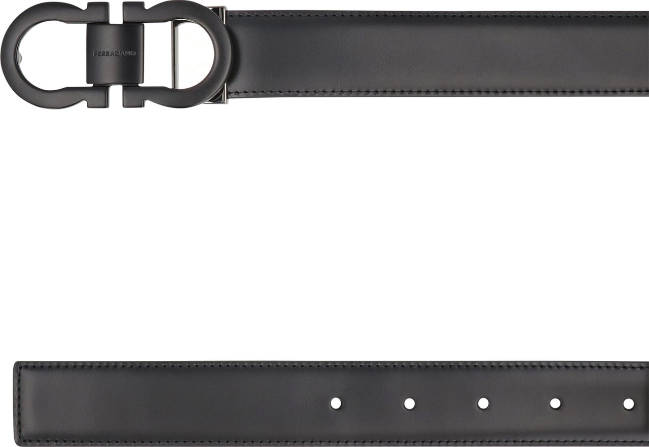 Ferragamo Gancini Reversible leather belt Zwart