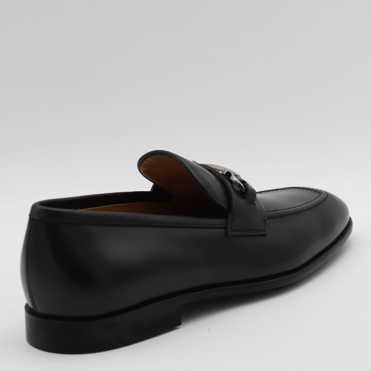Ferragamo Loafers with Silver-toned Bit Detail and Polished Finish Zwart