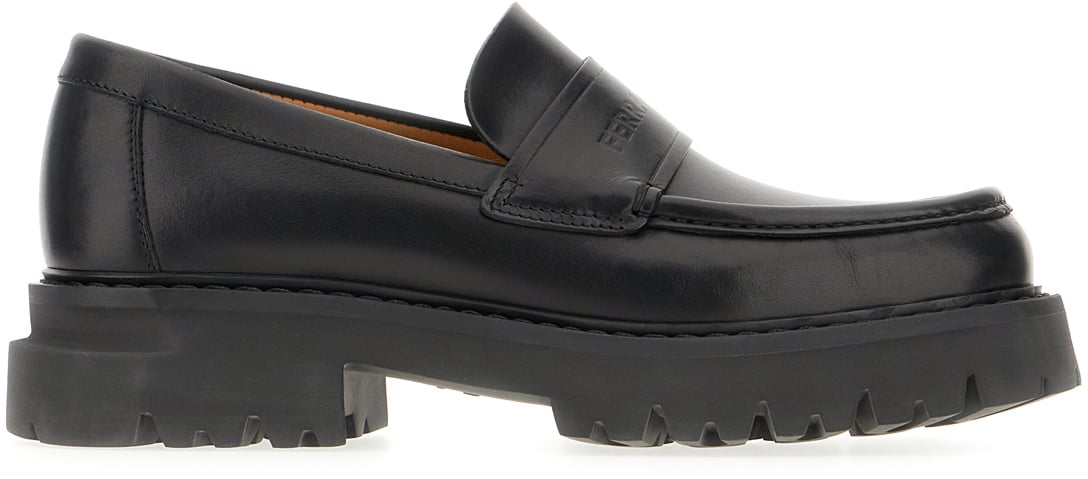 Ferragamo Ferragamo Black leather loafers Zwart