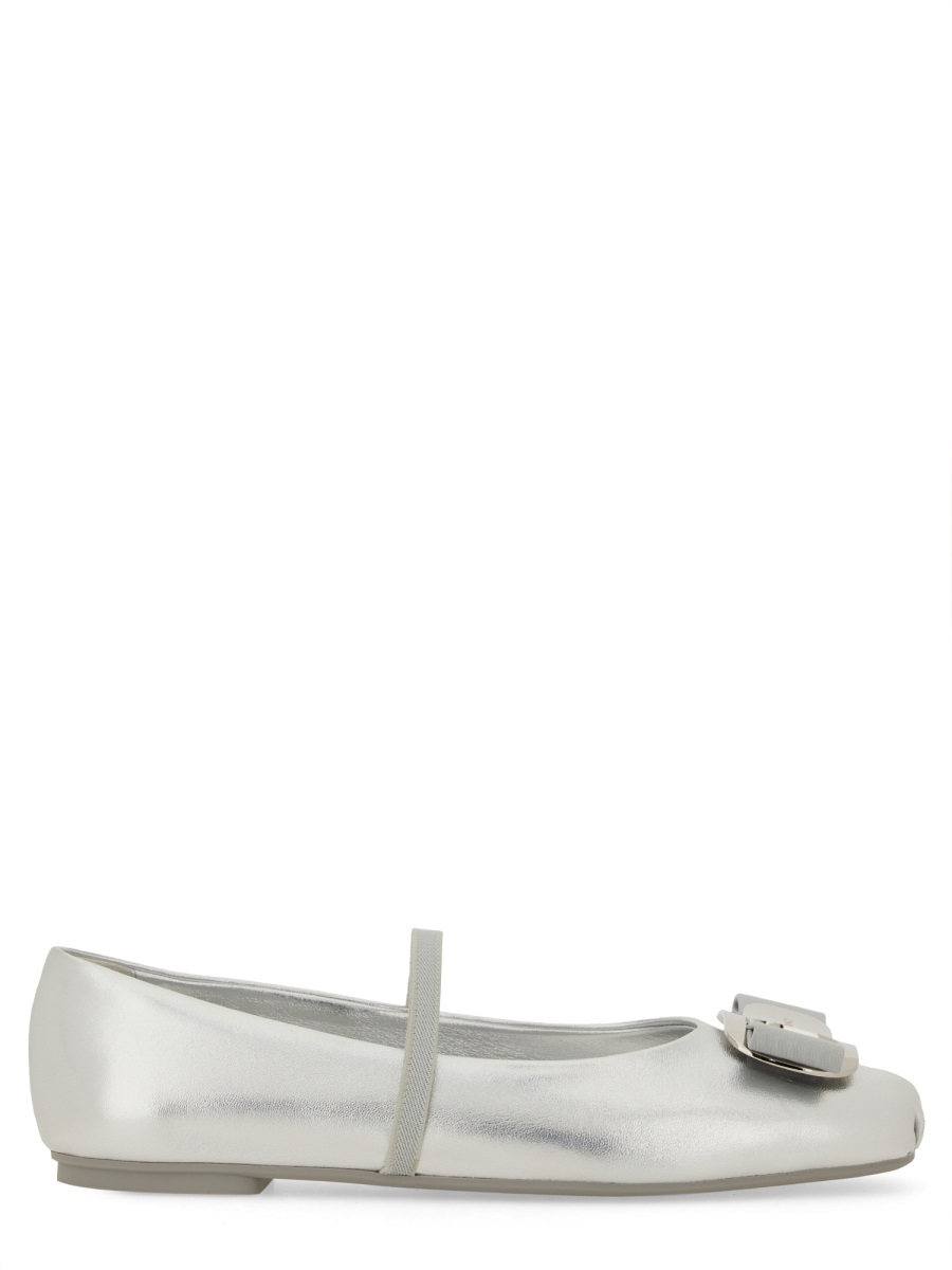 Ferragamo New Vara Lamb Leather Flats Grijs
