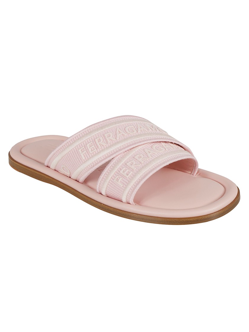 Ferragamo Wide Crisscross Strap Pink Sandals Neutraal