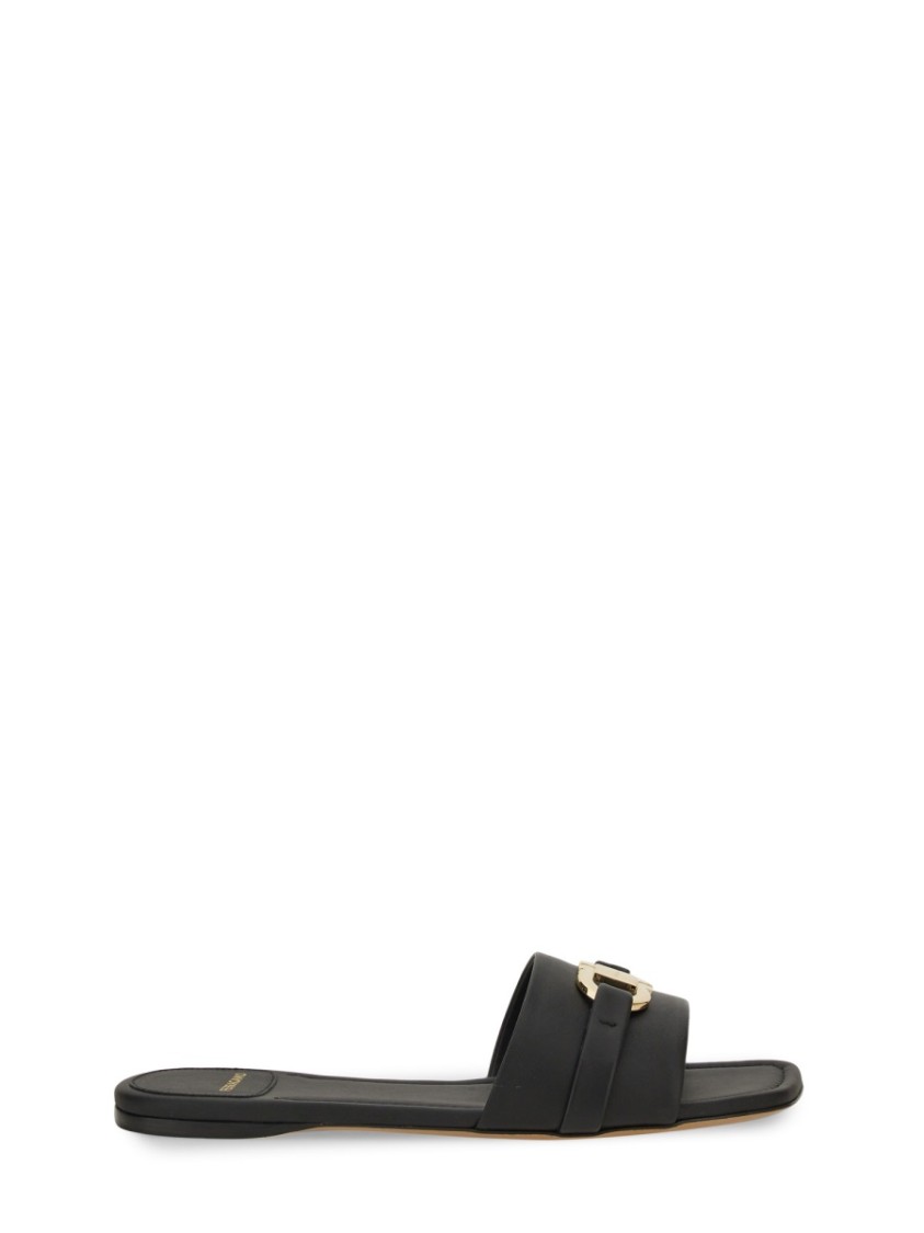 Ferragamo Calfskin Slide Sandal Zwart