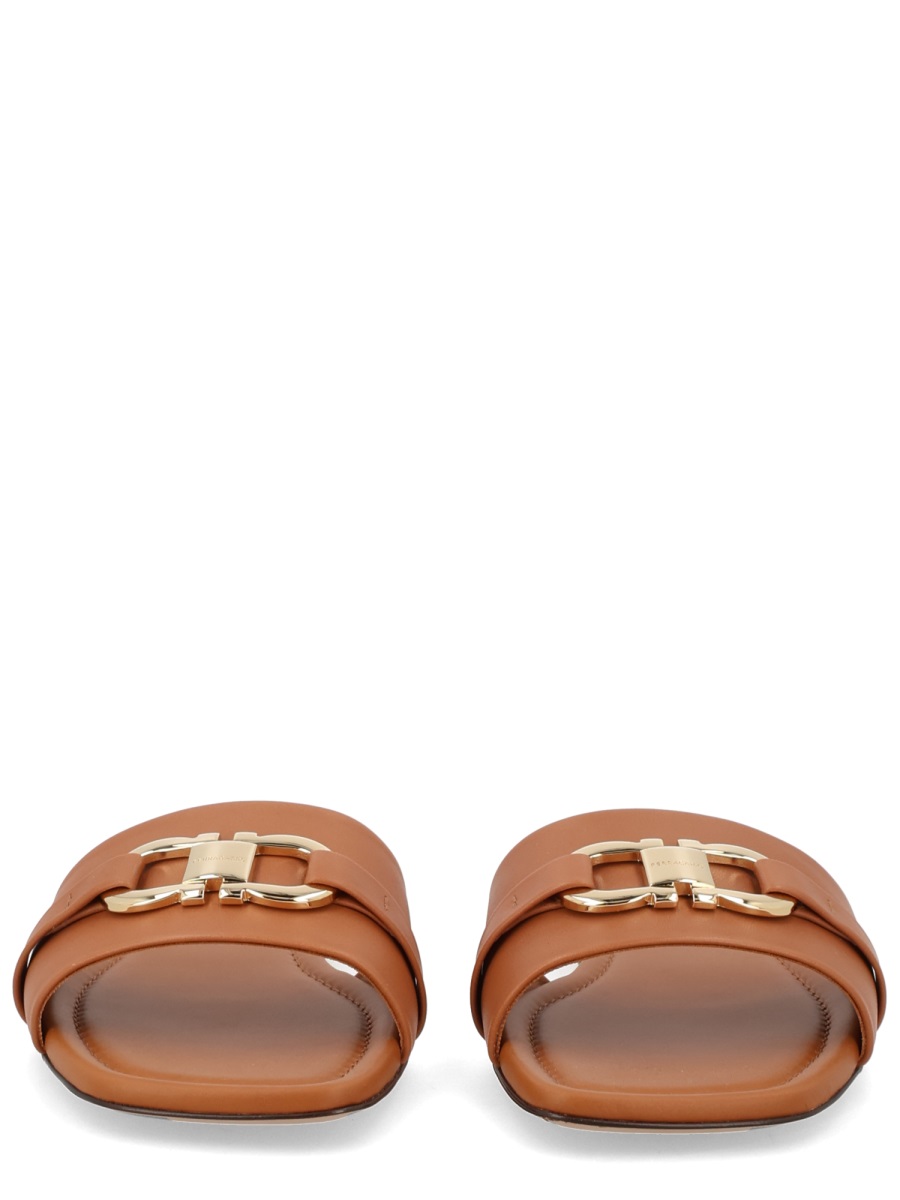 Ferragamo Gancini Calf Leather Minimalist Mules Bruin
