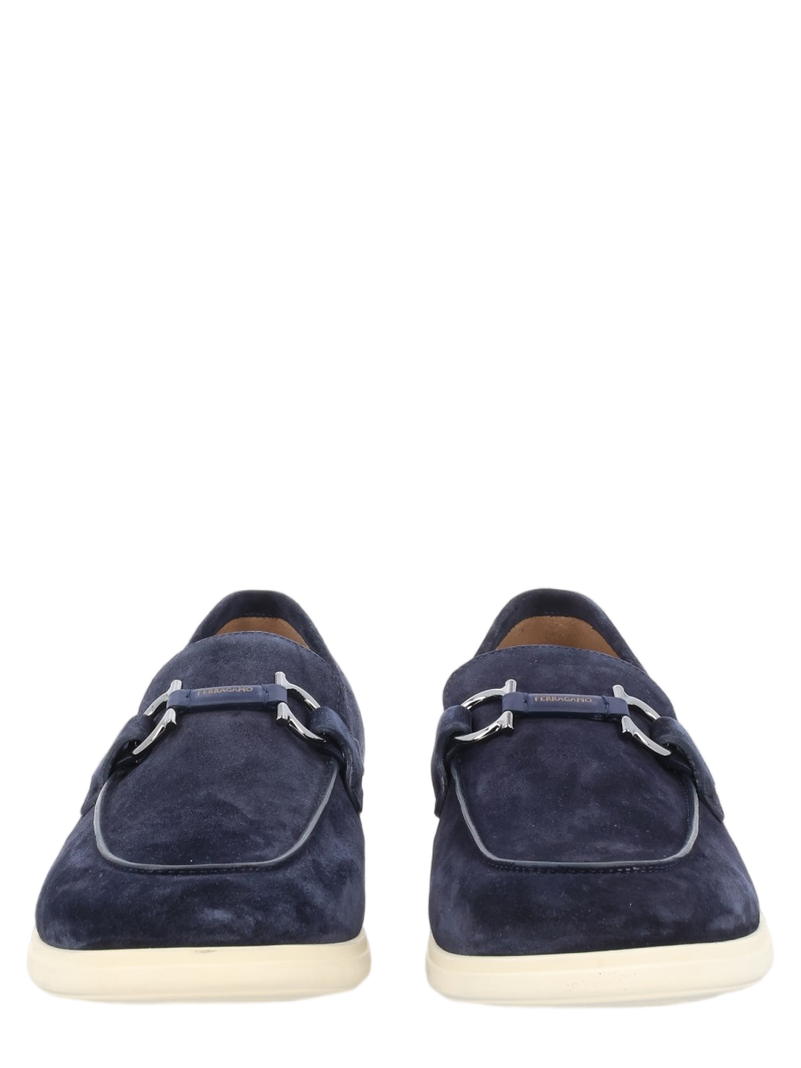 Ferragamo Deep Blue Suede Loafers with Silver-Toned Accents Grijs