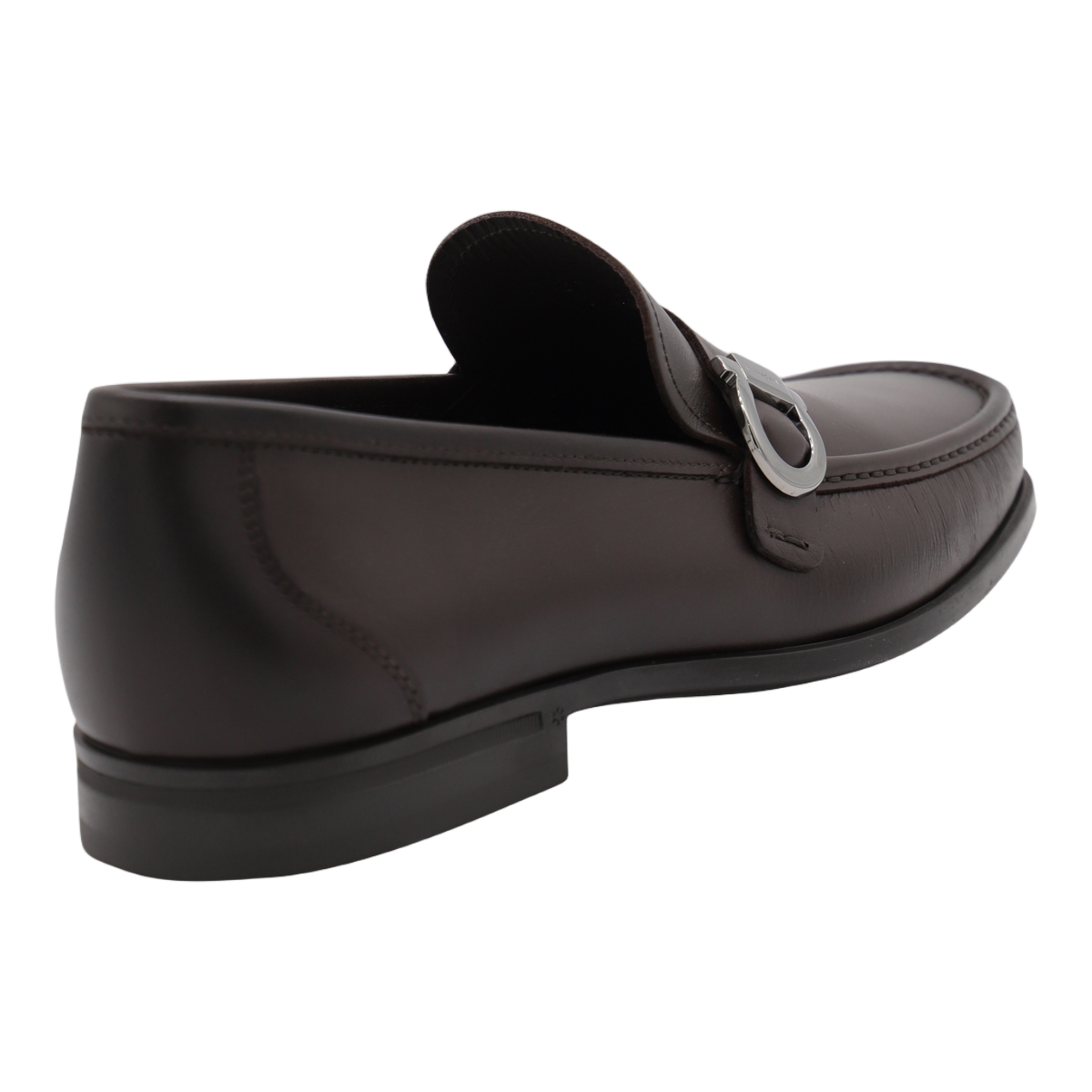 Ferragamo Smooth Leather Loafers with Silver-Toned Buckle Detail Zwart