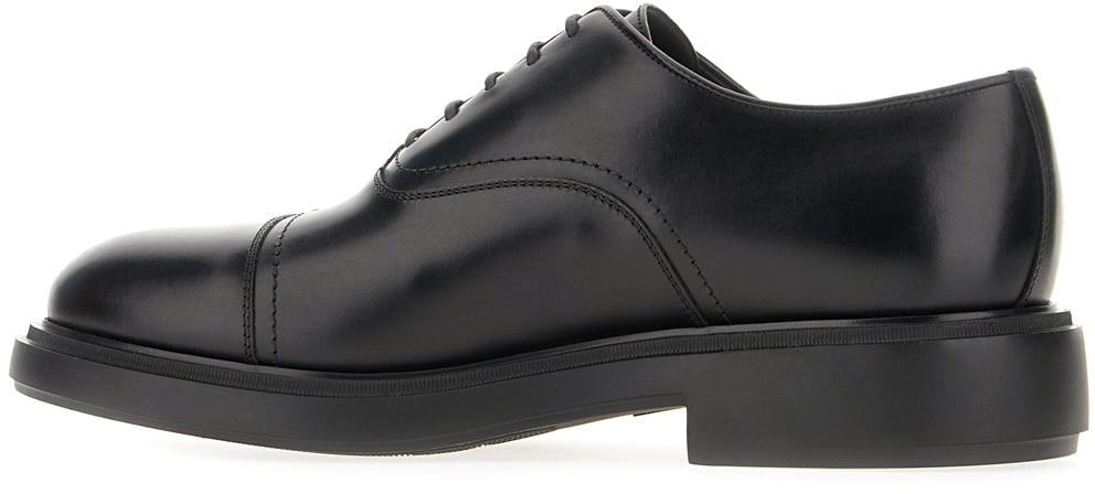 Ferragamo Ferragamo Black leather Camden lace-up shoes Zwart