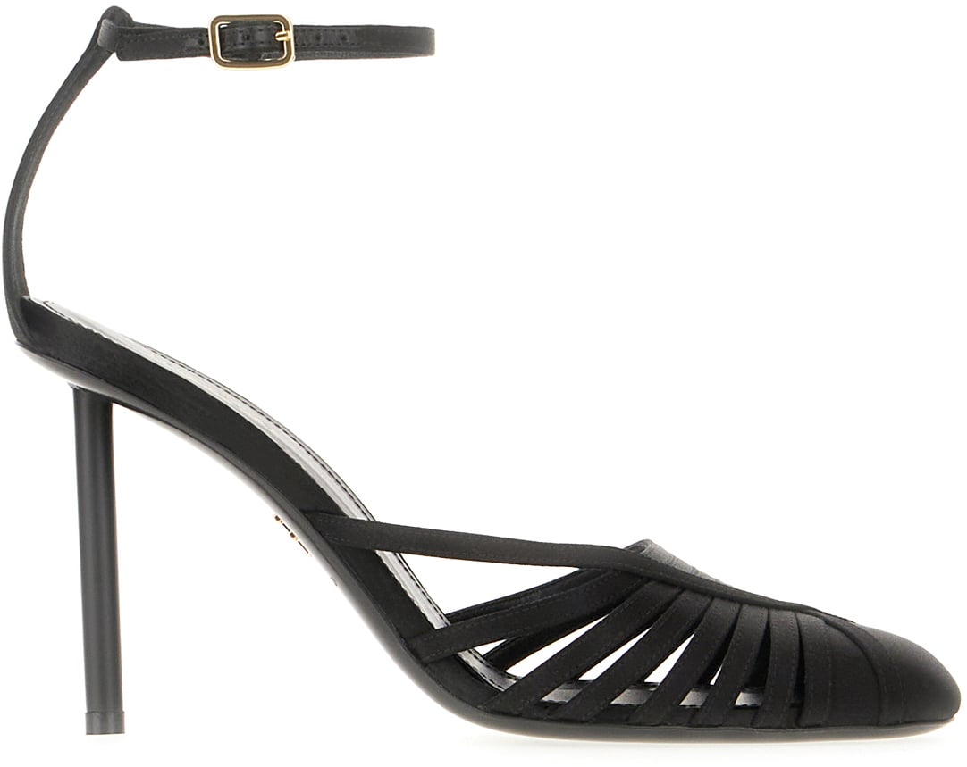 Ferragamo Ferragamo Black nappa leather Ermelia pumps Zwart