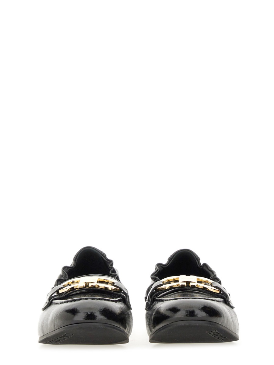 Ferragamo Moc Toe Gold Bit Leather Loafers Zwart