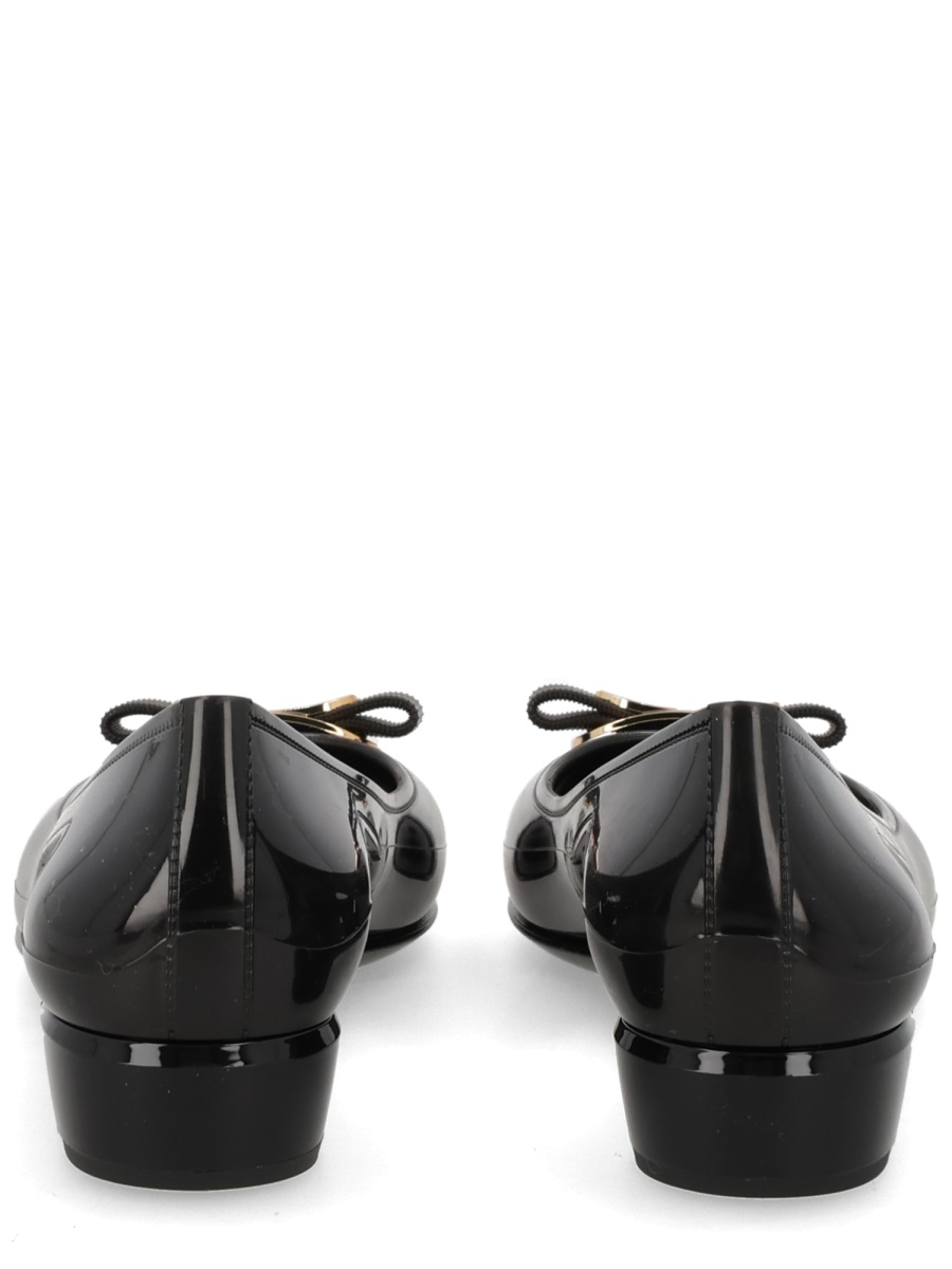 Ferragamo Nara Jelly Translucent PVC Flats Zwart