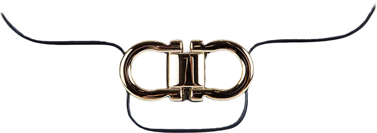 Ferragamo Pebbled Calf Leather Wallet with Double Gancini Buckle Zwart