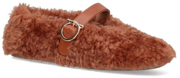 Ferragamo Rounded Toe Flat Shoes With Low-Profile Sole Bruin