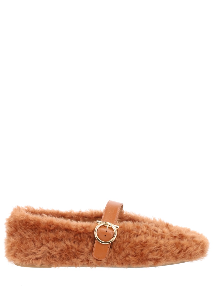 Ferragamo Brown Love Ornament Shearling Flats Oranje