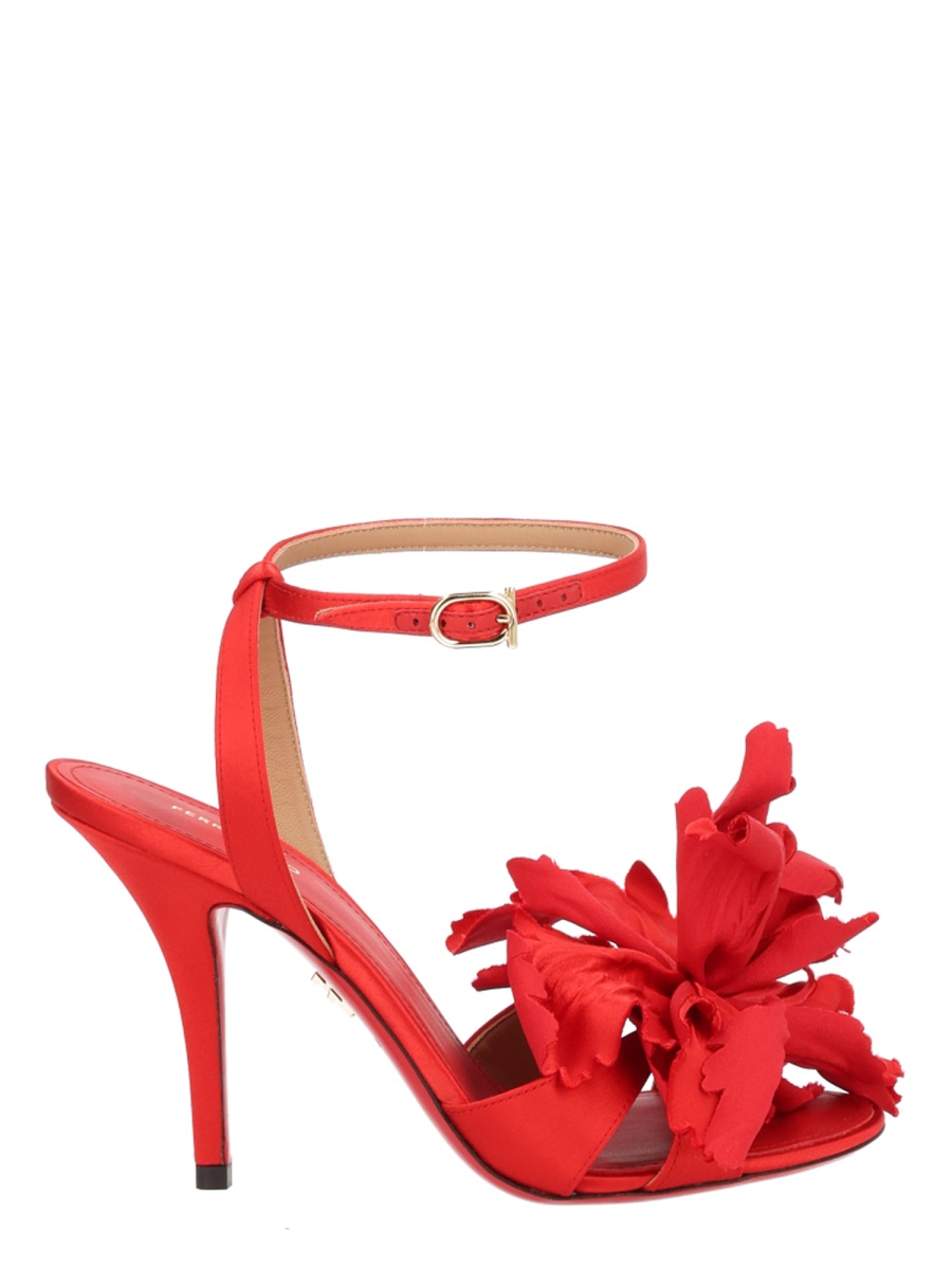 Ferragamo Leather Stiletto Ankle Strap Sandals Rood